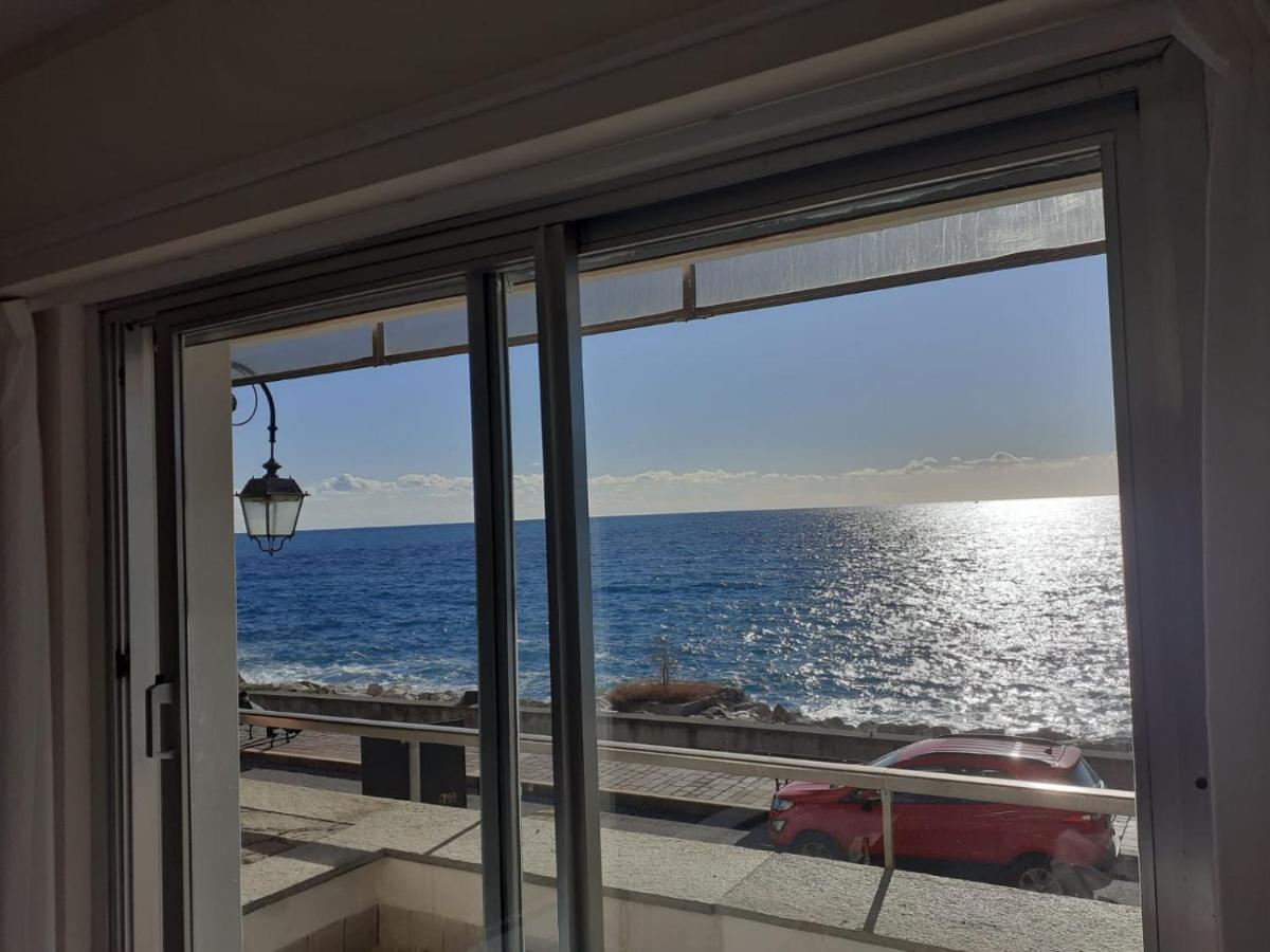 Apartmán Cadorna Fronte Mare Alassio Exteriér fotografie